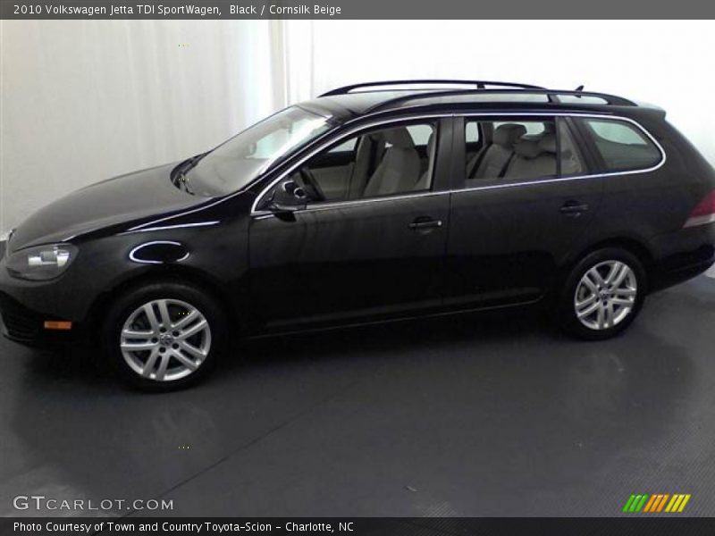 Black / Cornsilk Beige 2010 Volkswagen Jetta TDI SportWagen