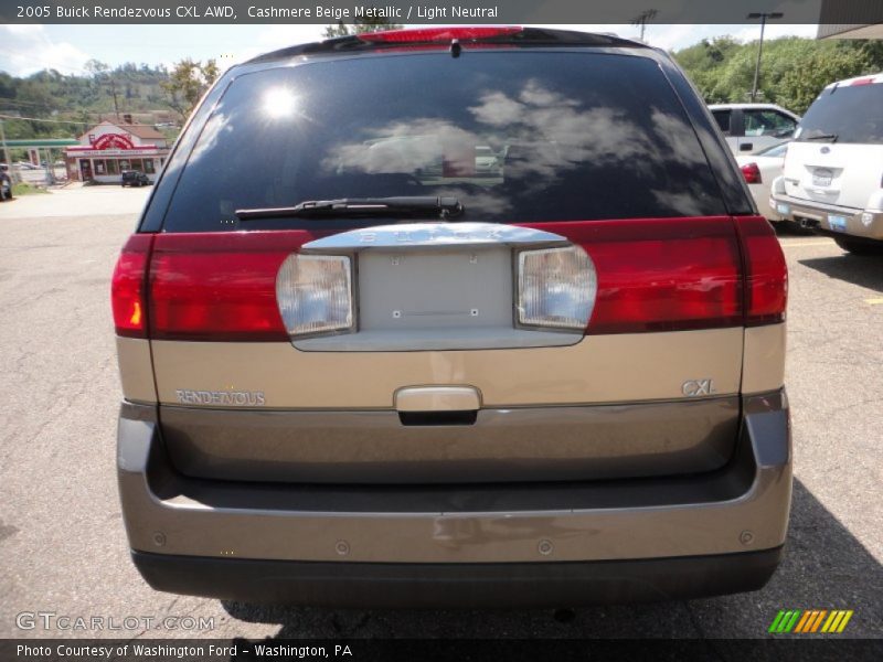 Cashmere Beige Metallic / Light Neutral 2005 Buick Rendezvous CXL AWD