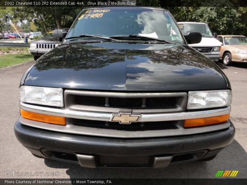 Onyx Black / Medium Gray 2002 Chevrolet S10 ZR2 Extended Cab 4x4