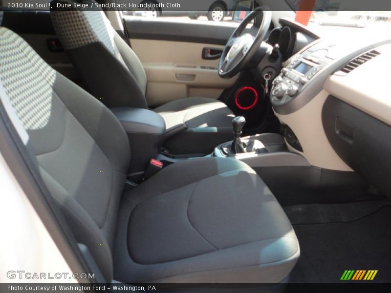 Dune Beige / Sand/Black Houndstooth Cloth 2010 Kia Soul !
