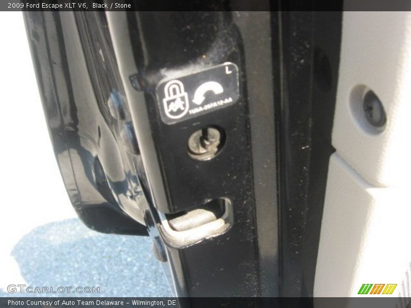Black / Stone 2009 Ford Escape XLT V6