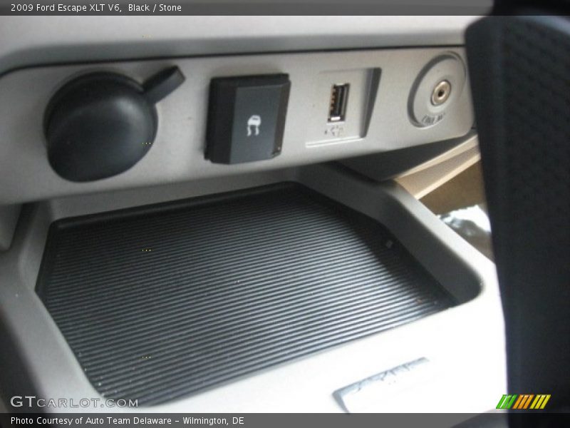 Black / Stone 2009 Ford Escape XLT V6