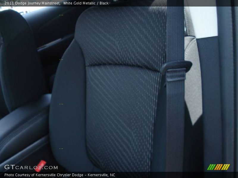White Gold Metallic / Black 2011 Dodge Journey Mainstreet