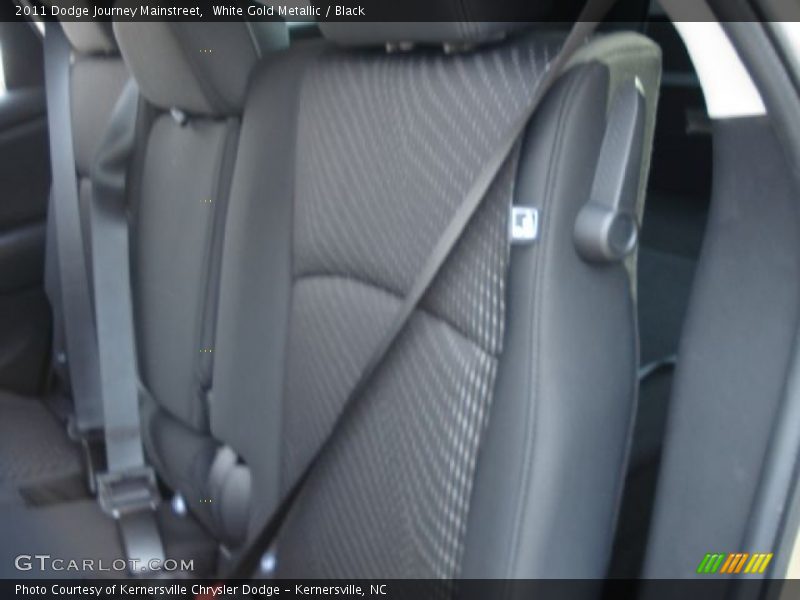 White Gold Metallic / Black 2011 Dodge Journey Mainstreet