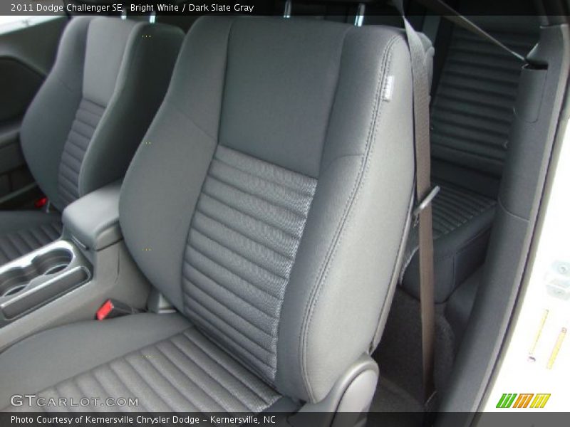 Bright White / Dark Slate Gray 2011 Dodge Challenger SE