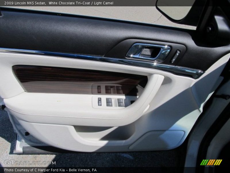 White Chocolate Tri-Coat / Light Camel 2009 Lincoln MKS Sedan