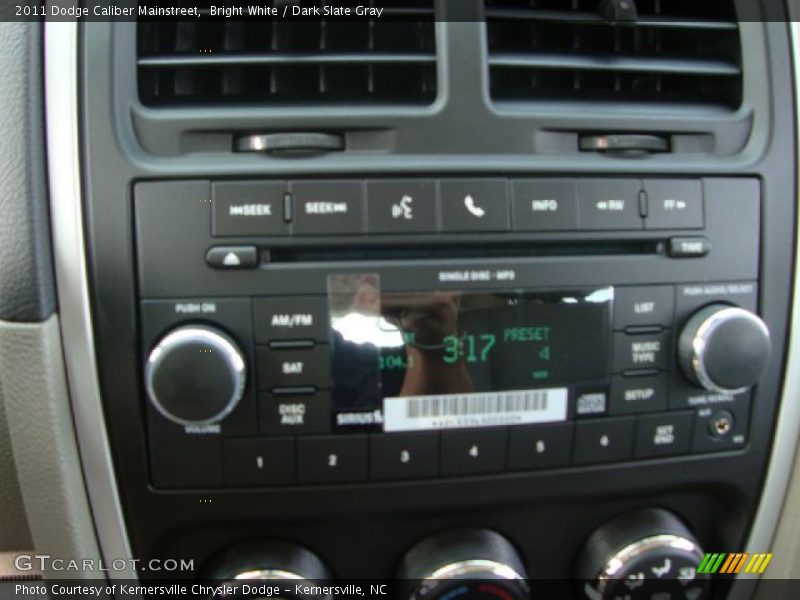 Bright White / Dark Slate Gray 2011 Dodge Caliber Mainstreet