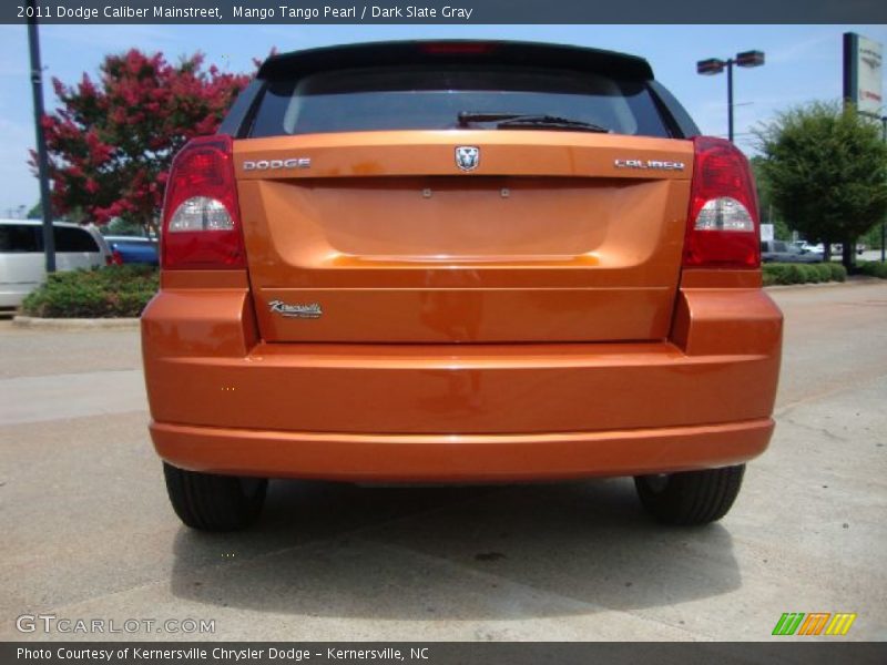 Mango Tango Pearl / Dark Slate Gray 2011 Dodge Caliber Mainstreet