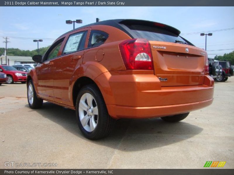 Mango Tango Pearl / Dark Slate Gray 2011 Dodge Caliber Mainstreet
