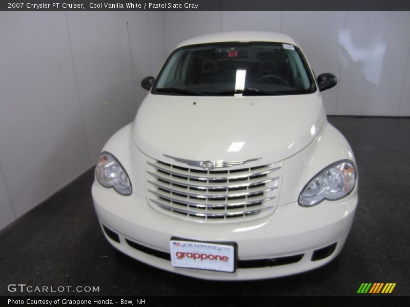 Cool Vanilla White / Pastel Slate Gray 2007 Chrysler PT Cruiser