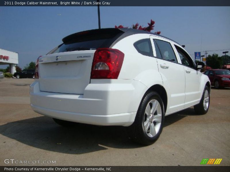 Bright White / Dark Slate Gray 2011 Dodge Caliber Mainstreet