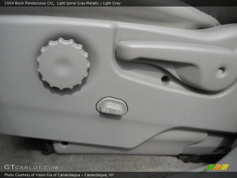 Light Spiral Gray Metallic / Light Gray 2004 Buick Rendezvous CXL