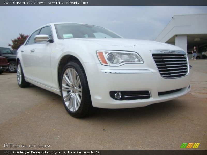 Ivory Tri-Coat Pearl / Black 2011 Chrysler 300 C Hemi