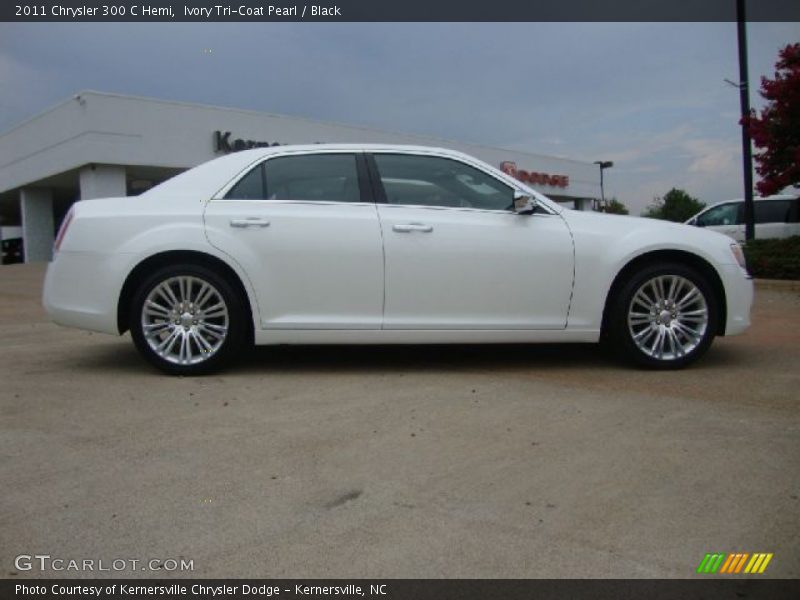 Ivory Tri-Coat Pearl / Black 2011 Chrysler 300 C Hemi