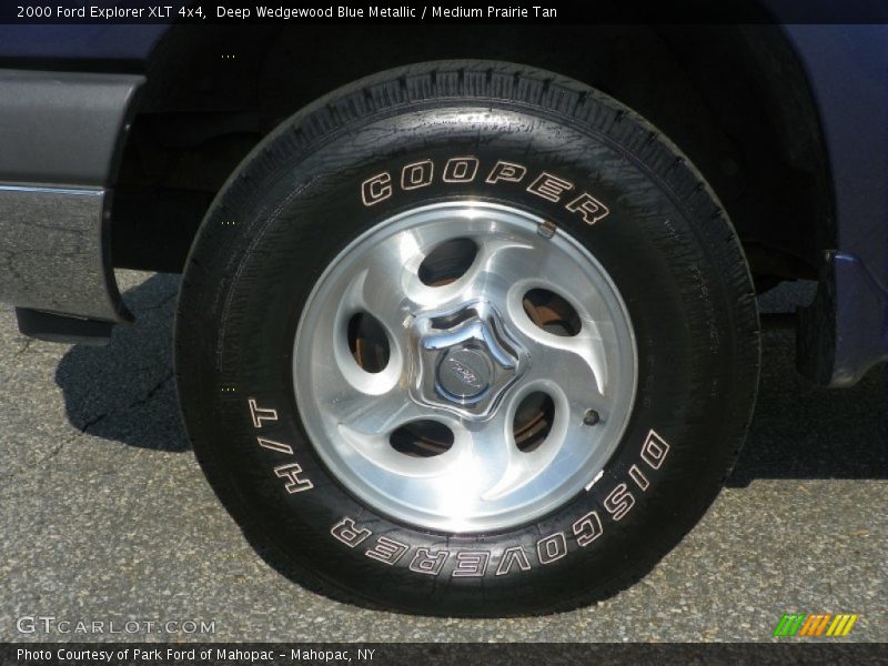 Deep Wedgewood Blue Metallic / Medium Prairie Tan 2000 Ford Explorer XLT 4x4