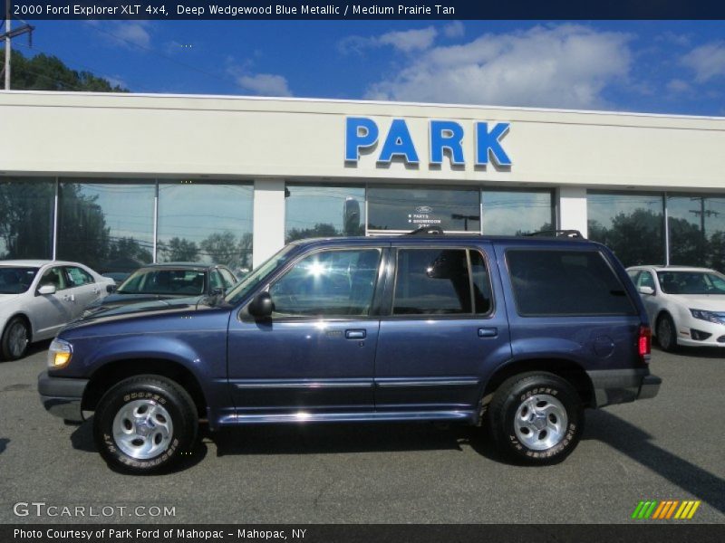 Deep Wedgewood Blue Metallic / Medium Prairie Tan 2000 Ford Explorer XLT 4x4