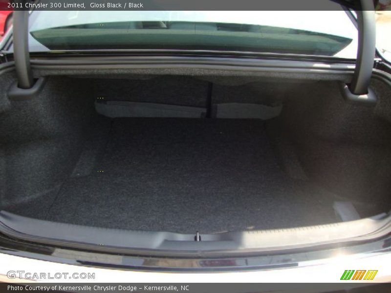 Gloss Black / Black 2011 Chrysler 300 Limited