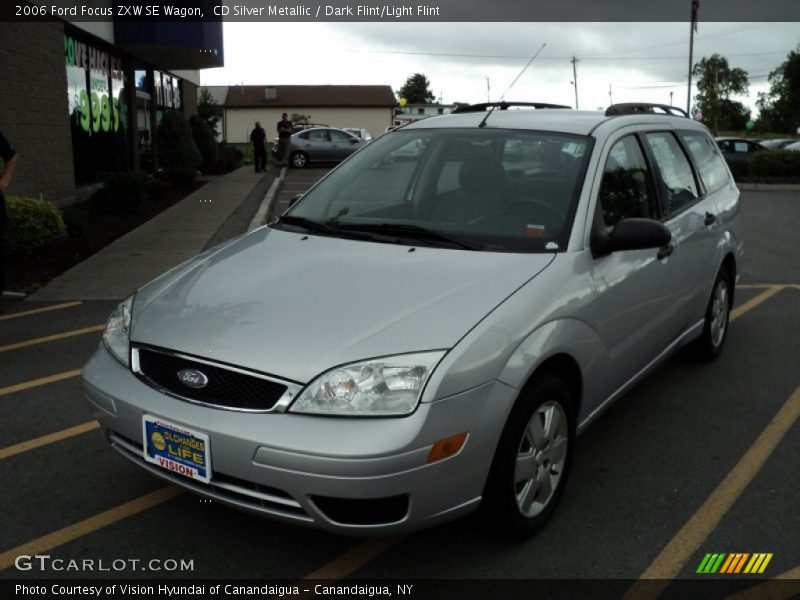 CD Silver Metallic / Dark Flint/Light Flint 2006 Ford Focus ZXW SE Wagon