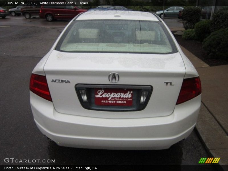 White Diamond Pearl / Camel 2005 Acura TL 3.2