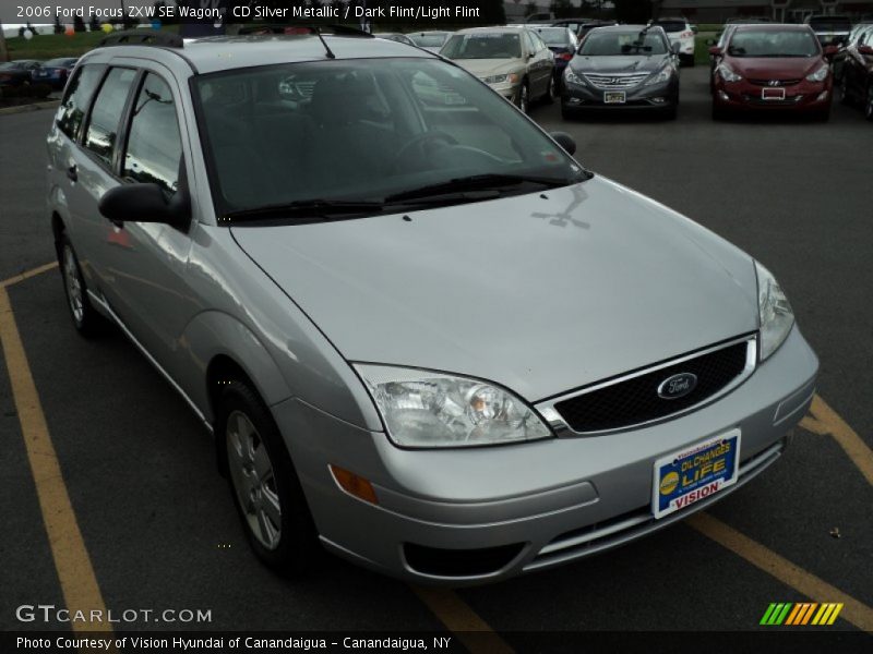 CD Silver Metallic / Dark Flint/Light Flint 2006 Ford Focus ZXW SE Wagon