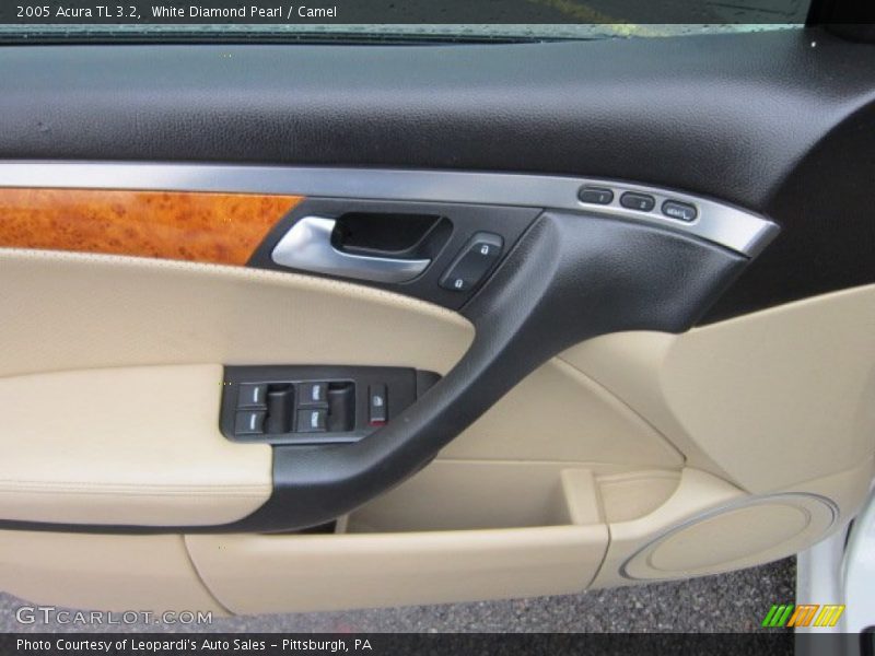 White Diamond Pearl / Camel 2005 Acura TL 3.2