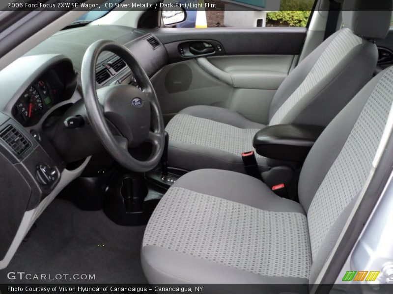  2006 Focus ZXW SE Wagon Dark Flint/Light Flint Interior