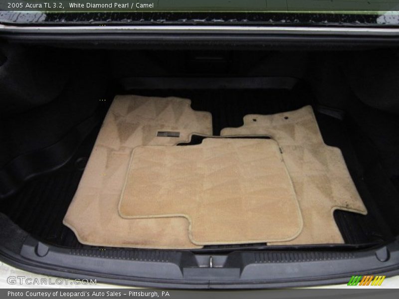 White Diamond Pearl / Camel 2005 Acura TL 3.2