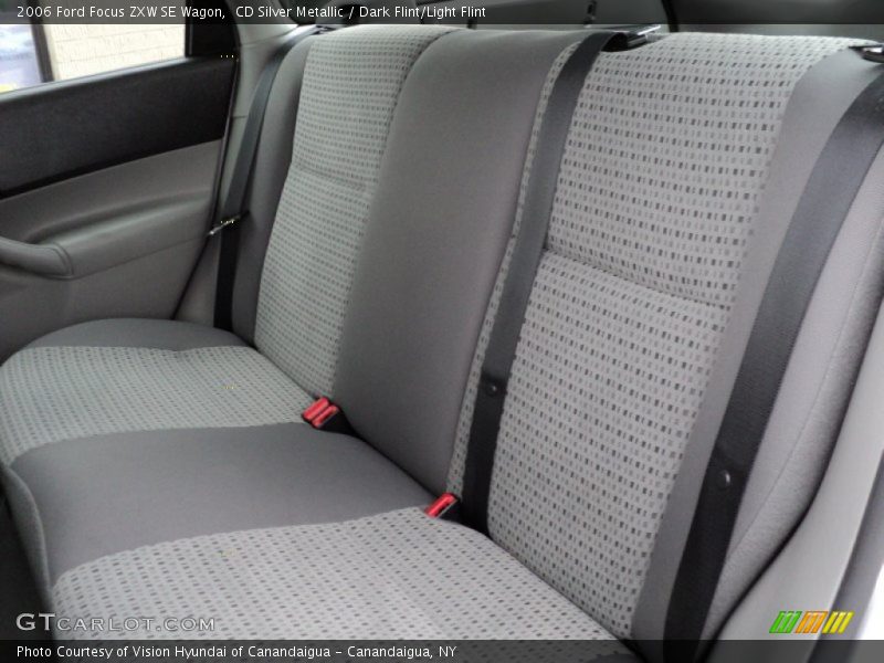  2006 Focus ZXW SE Wagon Dark Flint/Light Flint Interior