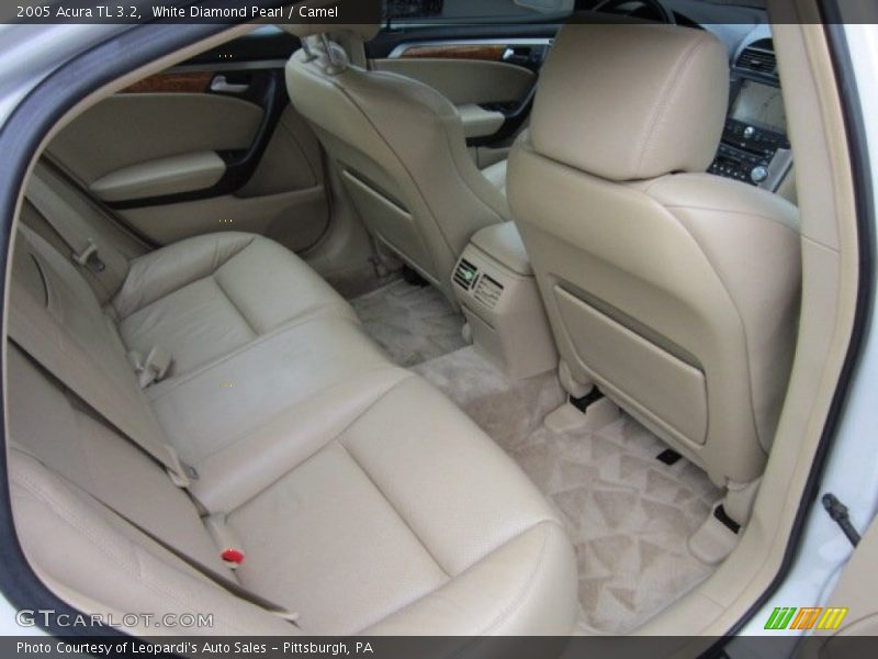 White Diamond Pearl / Camel 2005 Acura TL 3.2