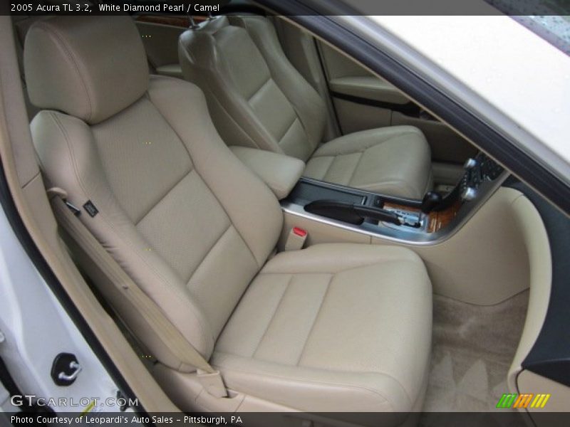 White Diamond Pearl / Camel 2005 Acura TL 3.2