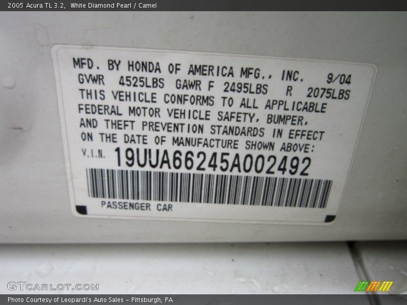 White Diamond Pearl / Camel 2005 Acura TL 3.2