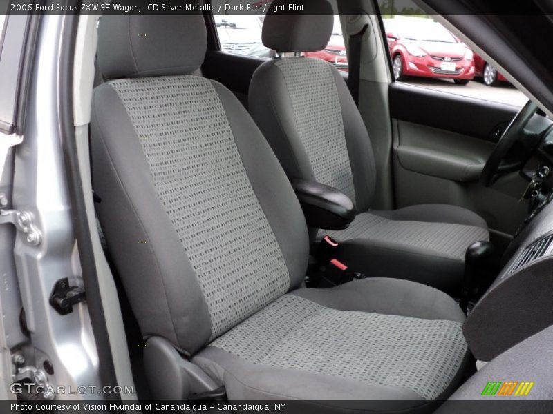 CD Silver Metallic / Dark Flint/Light Flint 2006 Ford Focus ZXW SE Wagon