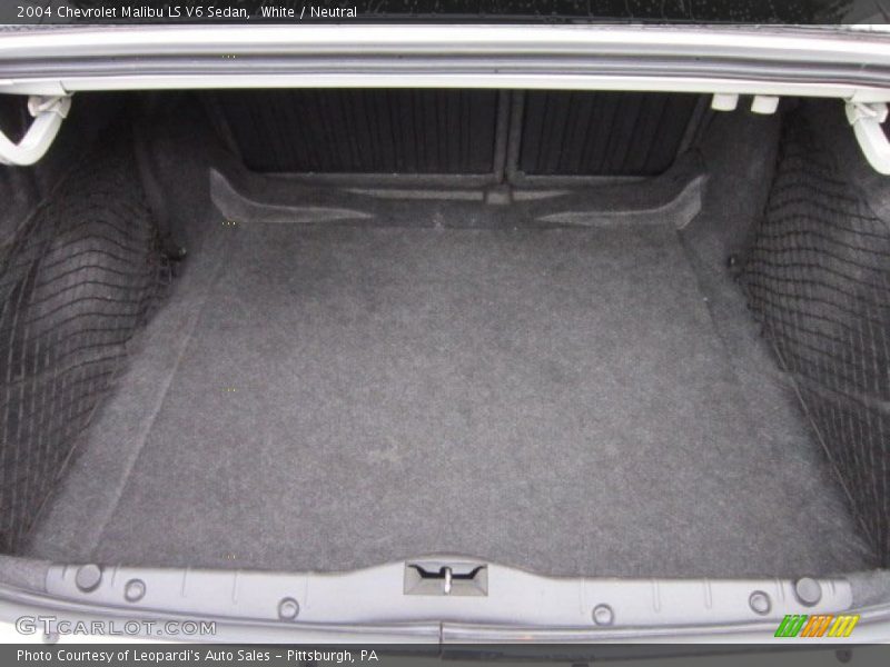 White / Neutral 2004 Chevrolet Malibu LS V6 Sedan