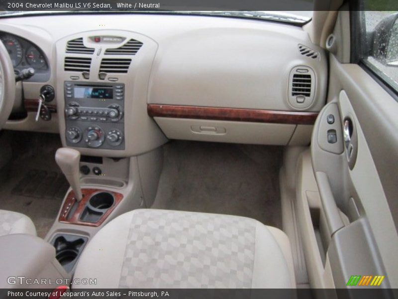 White / Neutral 2004 Chevrolet Malibu LS V6 Sedan