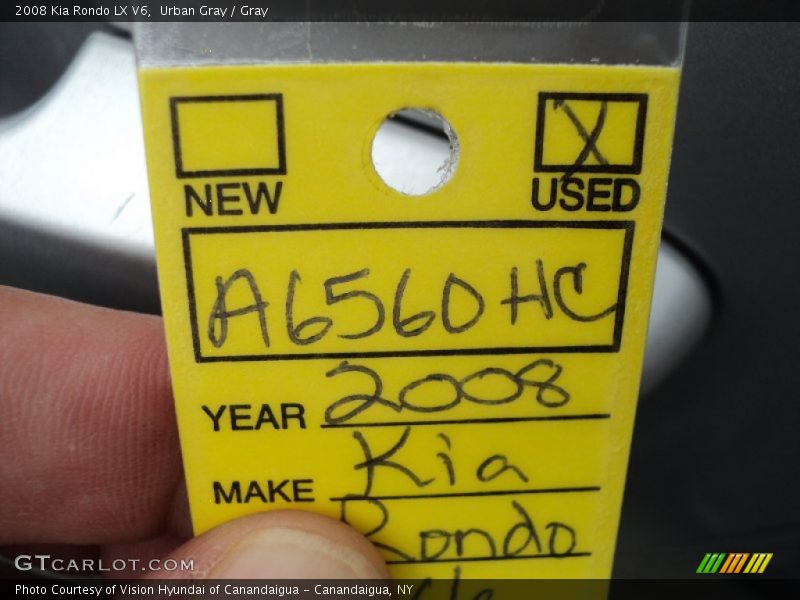 Urban Gray / Gray 2008 Kia Rondo LX V6