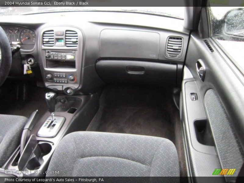 Ebony Black / Black 2004 Hyundai Sonata GLS