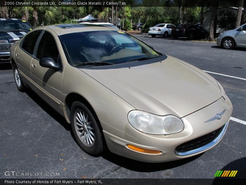 Front 3/4 View of 2000 Concorde LXi