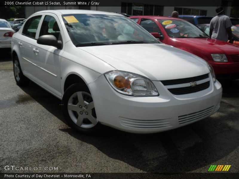 Summit White / Gray 2006 Chevrolet Cobalt LS Sedan