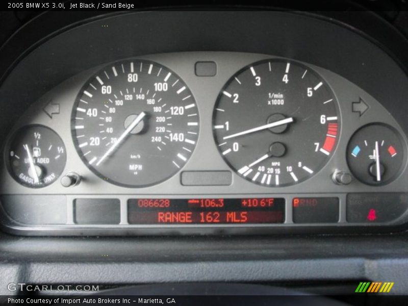 Jet Black / Sand Beige 2005 BMW X5 3.0i