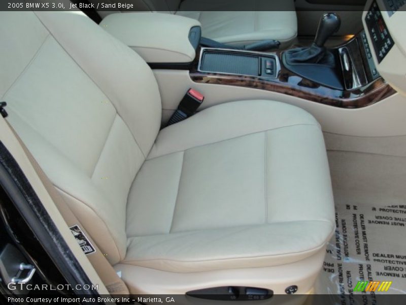 Jet Black / Sand Beige 2005 BMW X5 3.0i