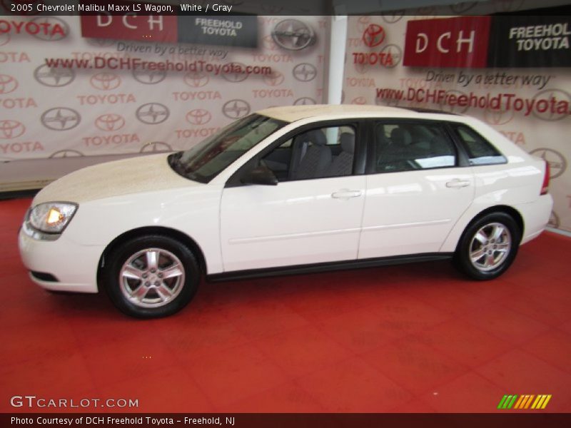 White / Gray 2005 Chevrolet Malibu Maxx LS Wagon
