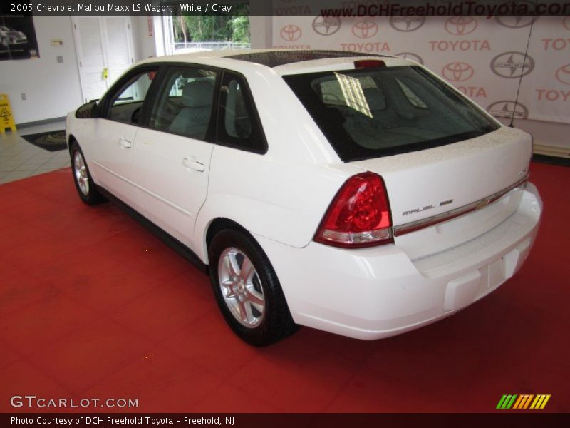 White / Gray 2005 Chevrolet Malibu Maxx LS Wagon