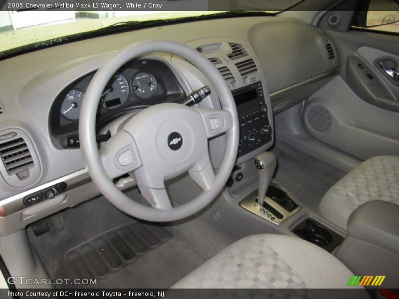 White / Gray 2005 Chevrolet Malibu Maxx LS Wagon