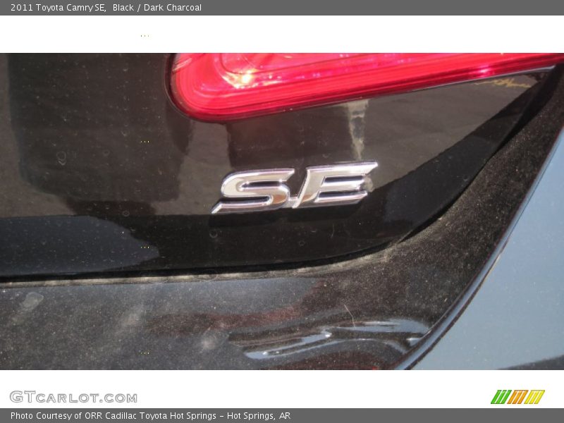 Black / Dark Charcoal 2011 Toyota Camry SE