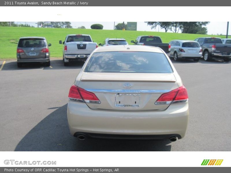 Sandy Beach Metallic / Ivory 2011 Toyota Avalon