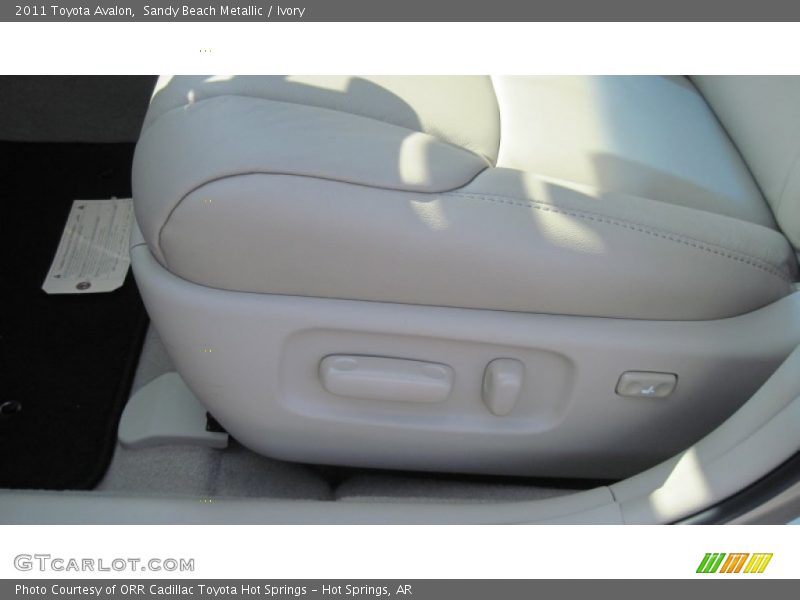 Sandy Beach Metallic / Ivory 2011 Toyota Avalon