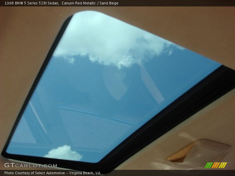 Sunroof of 1998 5 Series 528i Sedan