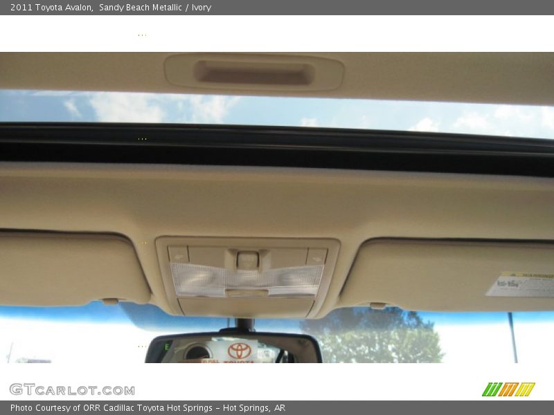 Sandy Beach Metallic / Ivory 2011 Toyota Avalon