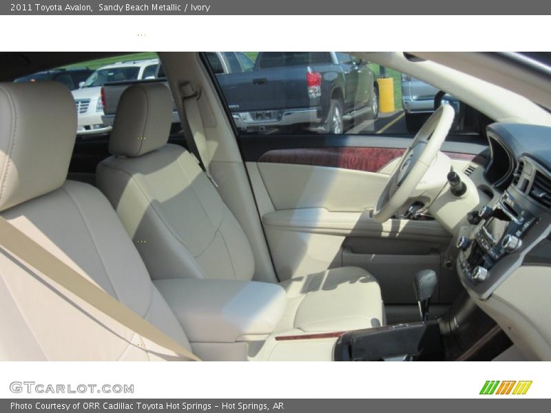 Sandy Beach Metallic / Ivory 2011 Toyota Avalon