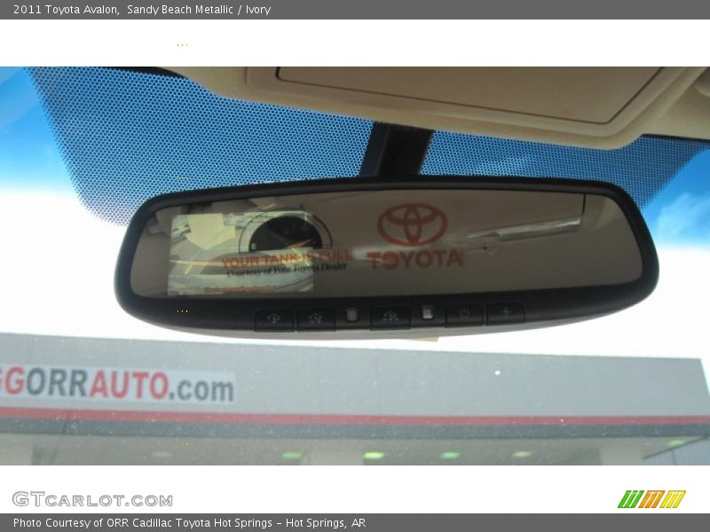 Sandy Beach Metallic / Ivory 2011 Toyota Avalon
